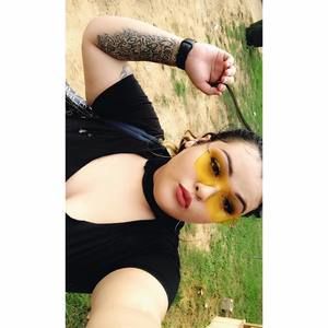 Meet your Posher, Eve